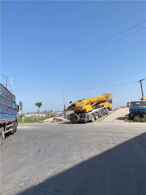 千阳县25吨吊车的租赁价格大概是多少？