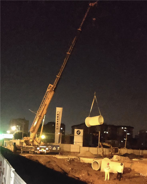 千阳县“弯臂矫正”—— 吊车的 “形变补偿” 技术